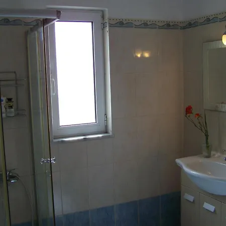 Apartment Manolo S Olive Farm, With Seaview *