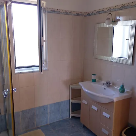 Manolo S Olive Farm, With Seaview ハニア